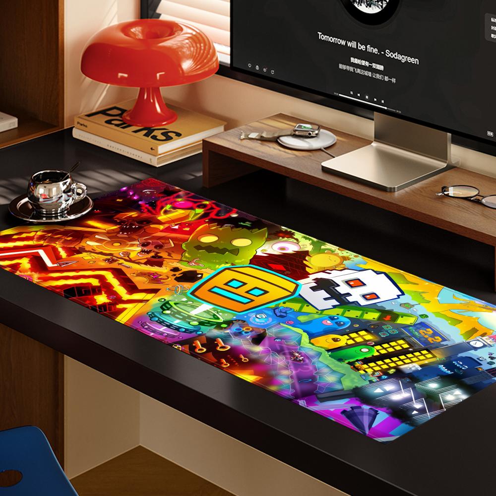 Gaming Accessories For Your Desk - Podkładka pod mysz G-Geometry D-Dash XXL